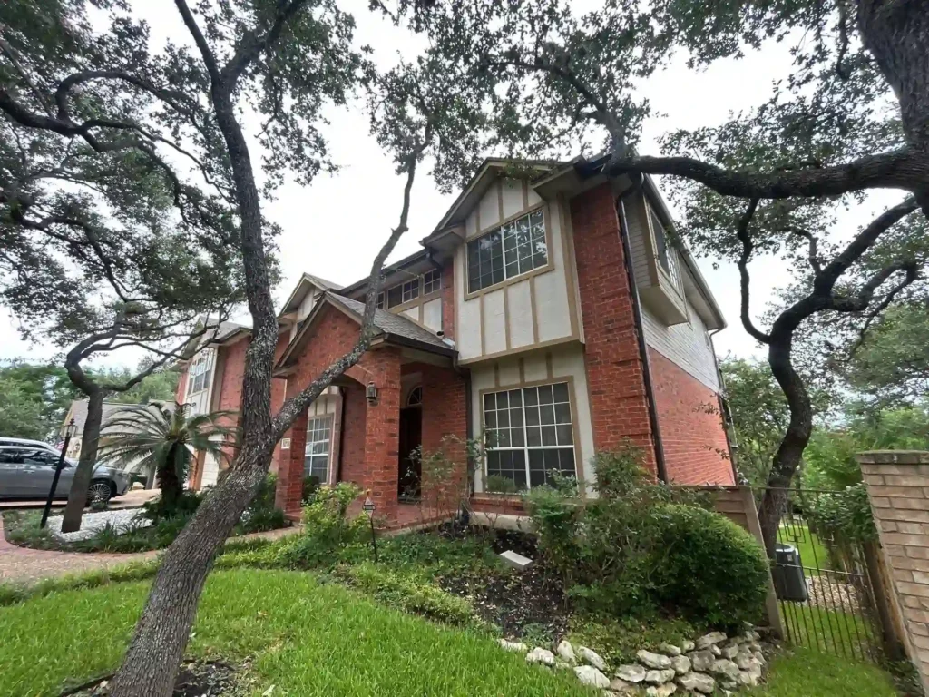 Striking GAF Timberline Roof16